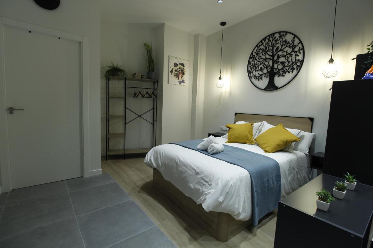 Apartamentos Rio Turia Valencia Exteriör bild