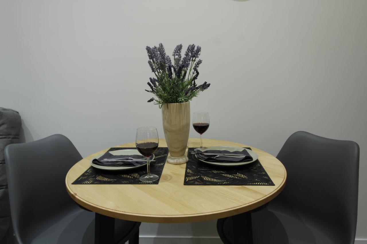 Apartamentos Rio Turia Valencia Exteriör bild